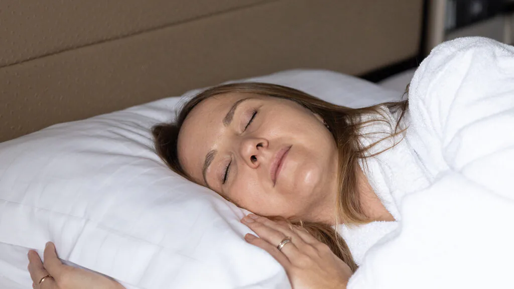 Sleep and Longevity: What Science Says About Sleep Optimization for Healthy Aging - Revita